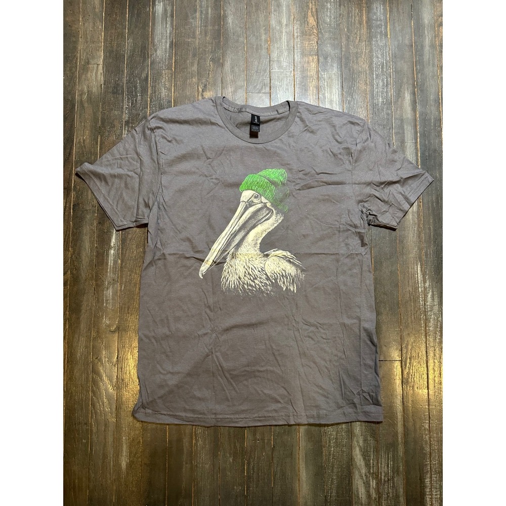 Gildan‎ Softstyle Pelican with Beanie Graphic T-Shirt Gray Women Large L